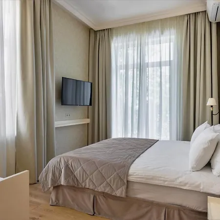 Fontan Prestige 3*