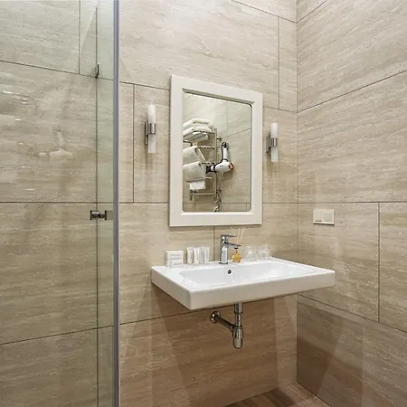Fontan Prestige 3*